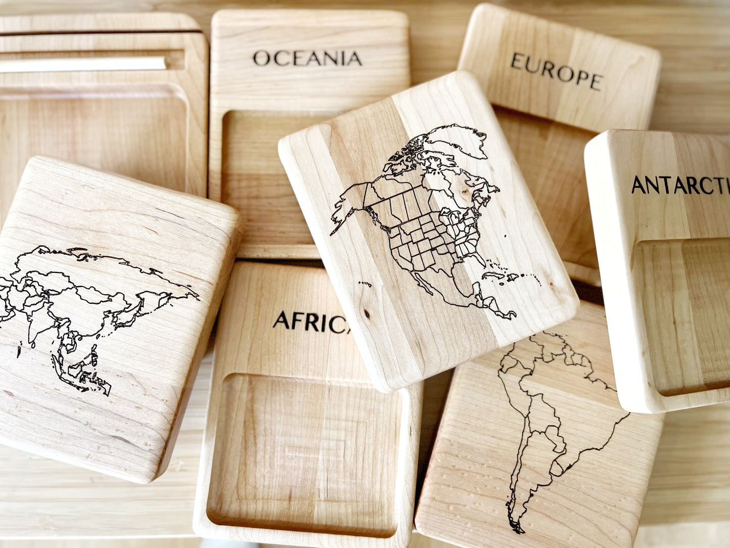 Continent flashcard trays